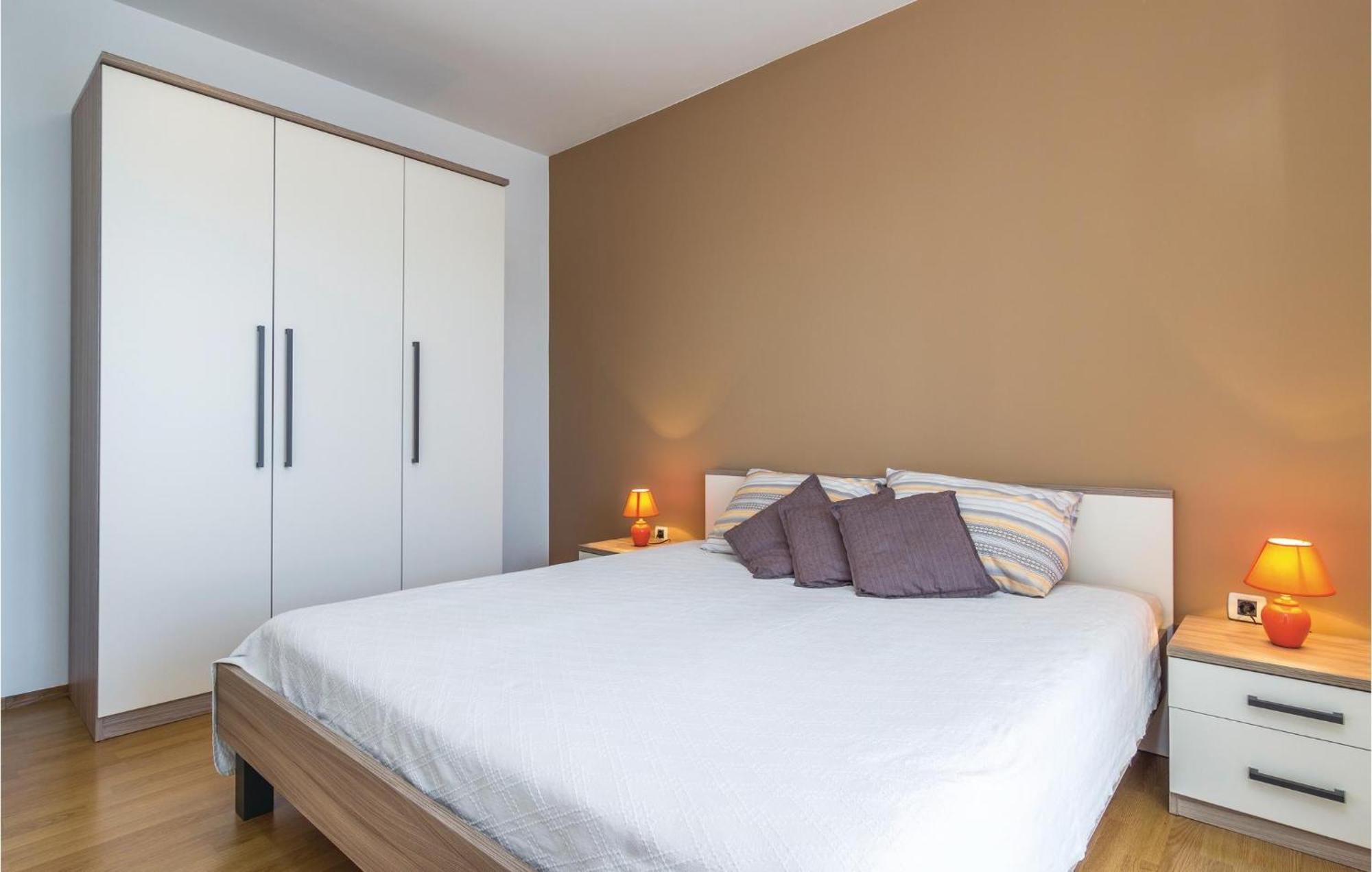 Cozy Apartment In Porec With Wifi Exteriér fotografie