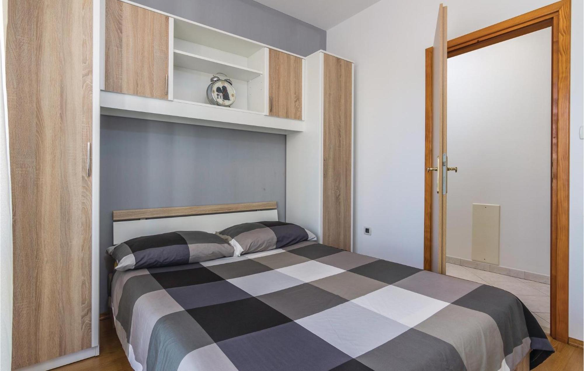 Cozy Apartment In Porec With Wifi Exteriér fotografie