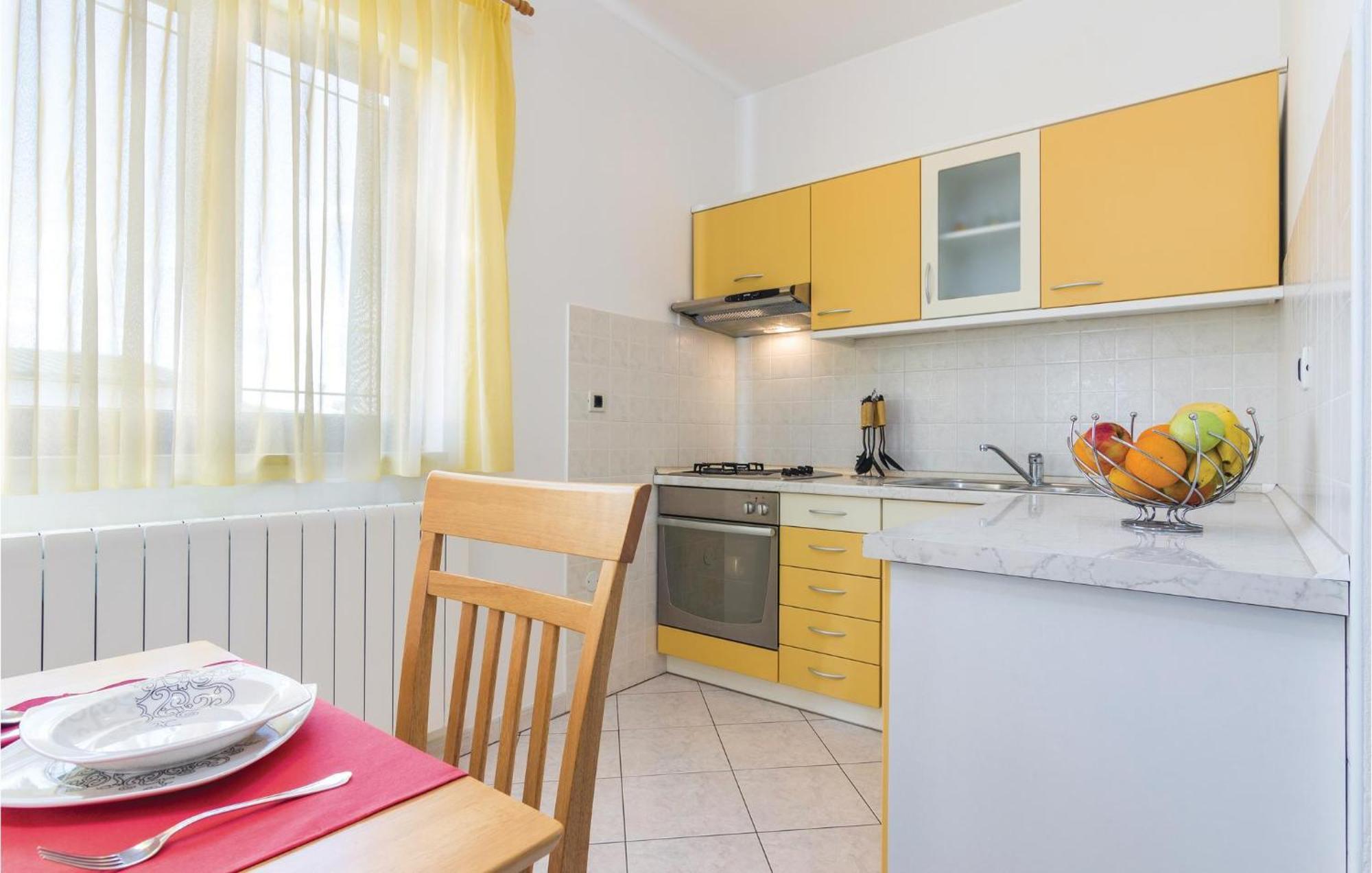 Cozy Apartment In Porec With Wifi Exteriér fotografie