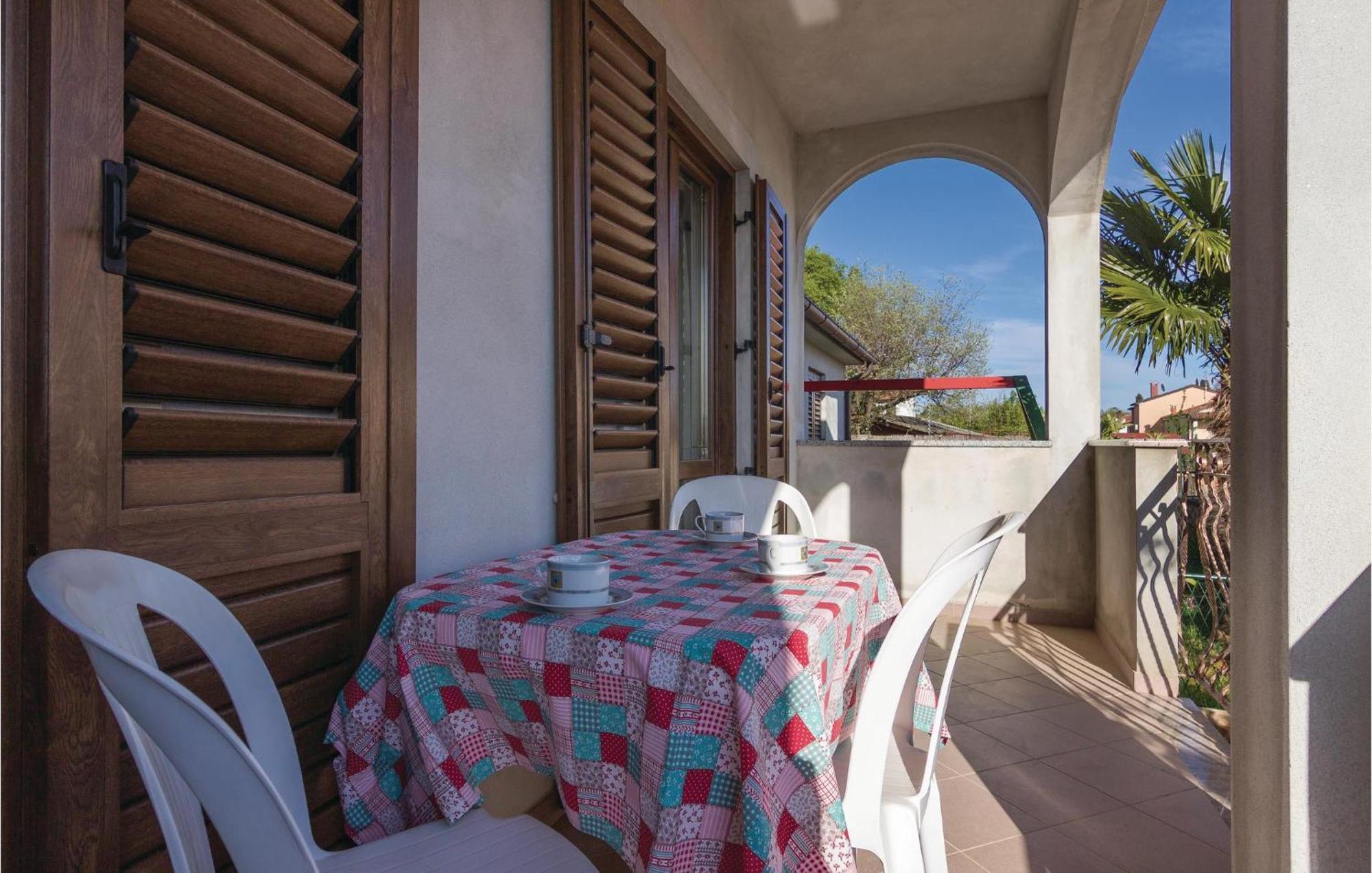 Cozy Apartment In Porec With Wifi Exteriér fotografie